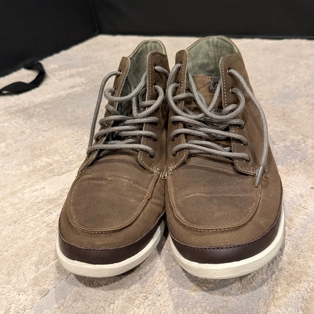 $139 Men's OLAKAI 